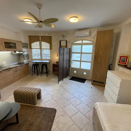 Sahat Kula Apartmán Podgorica