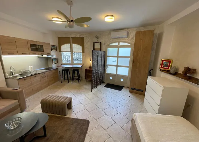 Sahat Kula شقة بودغوريتْسا